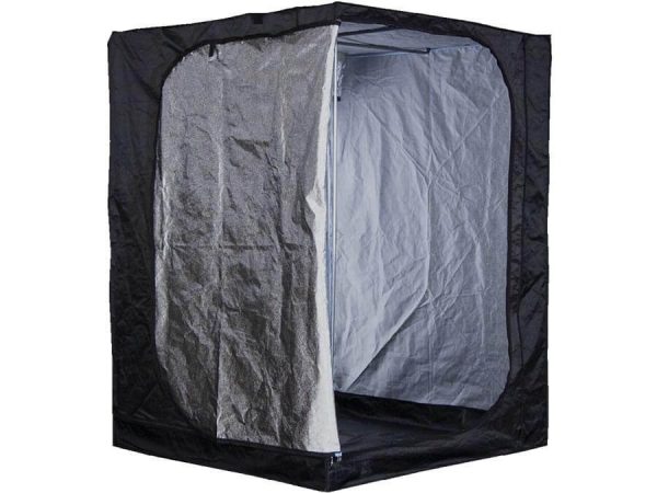 4.9′ X 4.9′ X 6.6′ Mammoth Classic 150